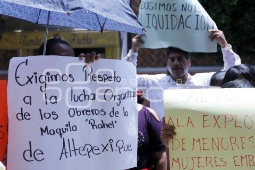 TRABAJADORES DE TEXTILERA DE ALTEPEXI ACUSAN DE EXPLOTACIÓN