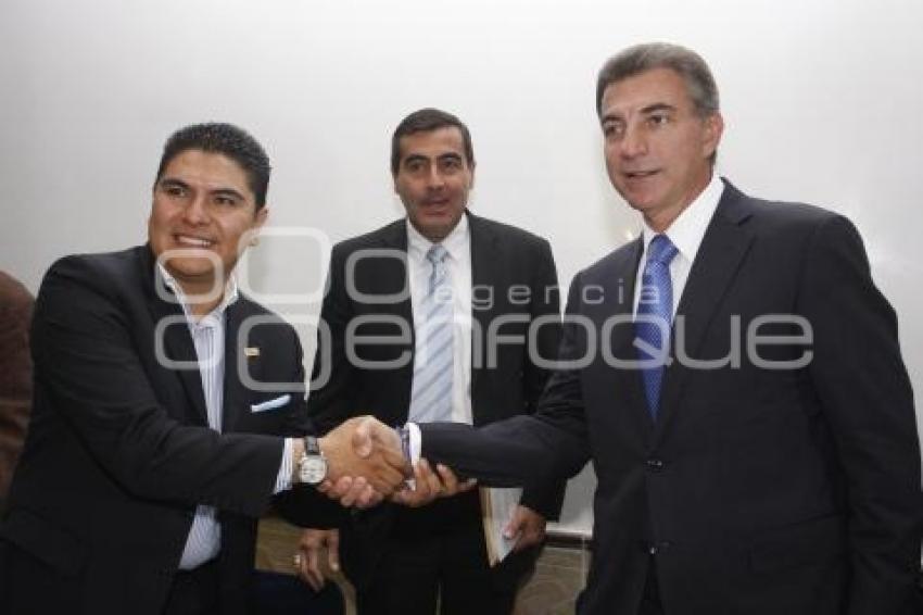 REUNIÓN DE TONY GALI CON EMPRESARIOS DE CANACO SERVYTUR