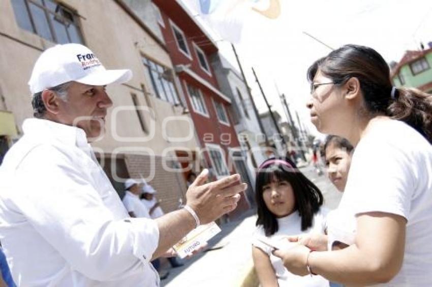 FRANCO RODRÍGUEZ RECORRE AVENIDA MARGARITAS
