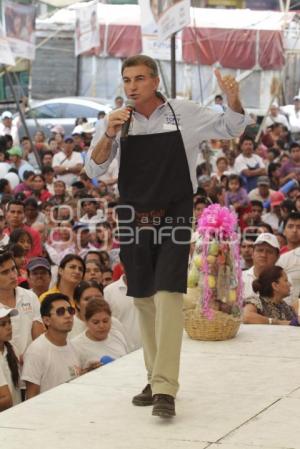 TONY GALI EN LA CENTRAL DE ABASTO