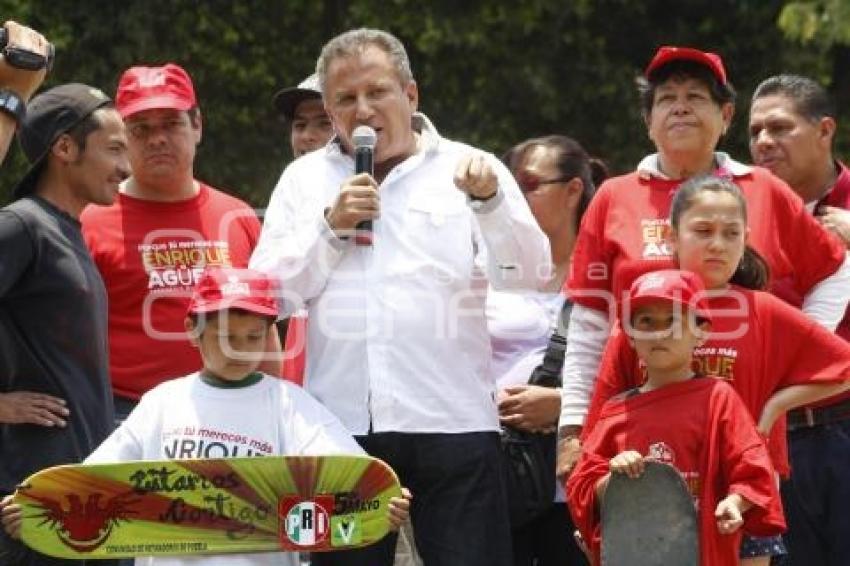 ENRIQUE AGÜERA ASISTE A CONCURSO SKATE