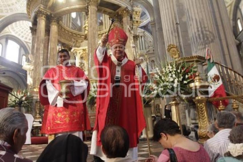 RELIGIÓN . ARZOBISPO