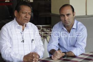 JORGE AGUILAR CON CARLOS NAVARRO