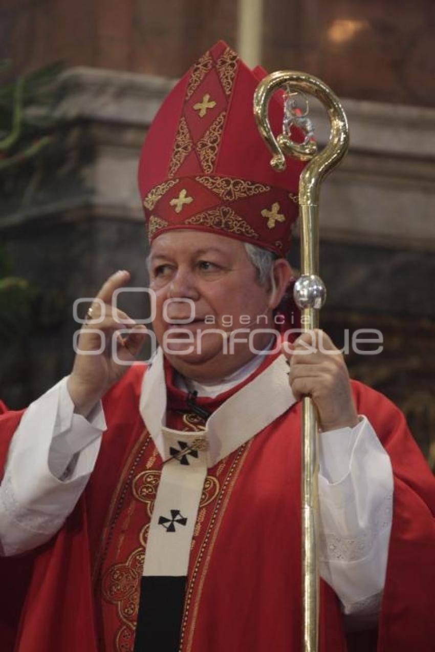 RELIGIÓN . ARZOBISPO