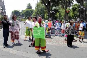 MANIFESTACIÓN DE PAYASOS