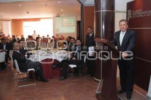 ENRIQUE AGÜERA EN EL CLUB DE EMPRESARIOS