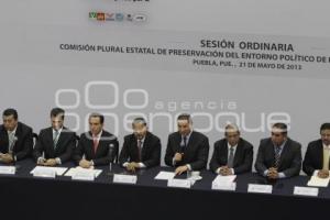 FIRMAN PACTO EQUIDAD DE COMPETENCIA . PACTO POR MÉXICO
