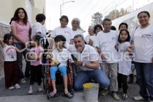 FRANCO RODRÍGUEZ. JORNADA DE PINTURA DE BANQUETAS