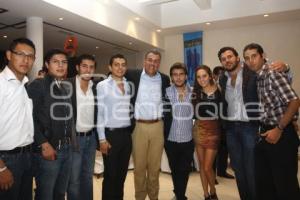 FRANCO RODRÍGUEZ CANDIDATO A DIP DISTRITO 13 CON JÓVENES EMPRESARIOS