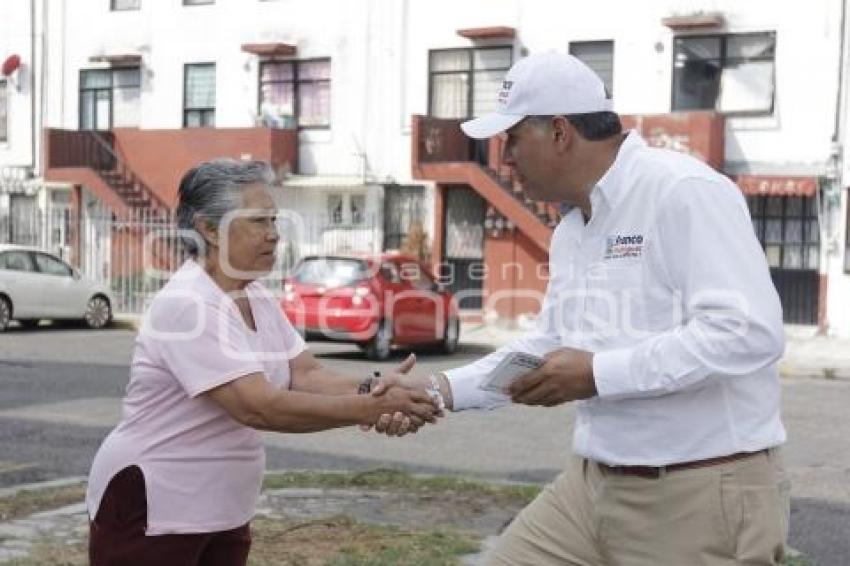 FRANCO RODRÍGUEZ VISITA INFONAVIT 12 DE MAYO