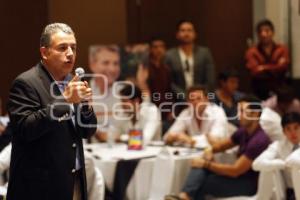 FRANCO RODRÍGUEZ CANDIDATO A DIP DISTRITO 13 CON JÓVENES EMPRESARIOS