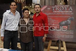 MUSICAL TROYA SIGLO XXI