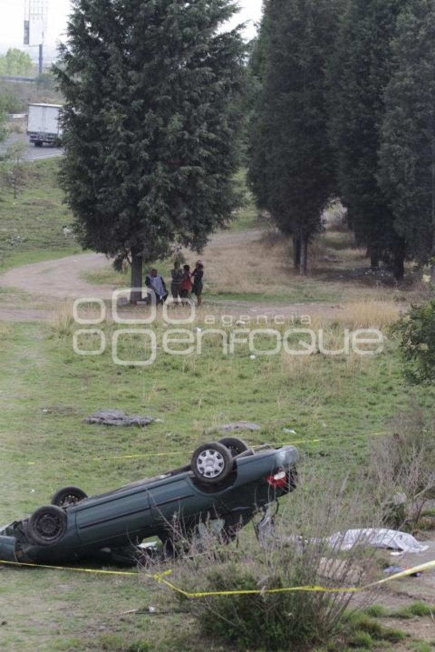 MUERE POR VOLCADURA EN PERIFÉRICO