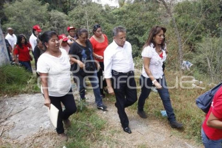 AGÜERA RECORRE COLONIAS SAN ANTONIO ABAD Y RIVERA ANAYA