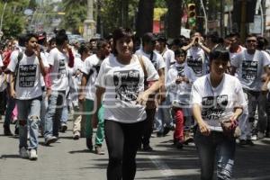 MANIFESTACIÓN DE JÓVENES CONTRA TONY GALI