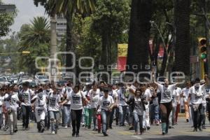 MANIFESTACIÓN DE JÓVENES CONTRA TONY GALI