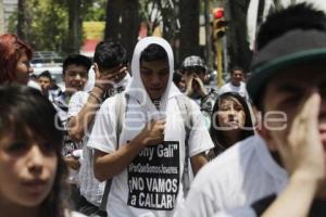 MANIFESTACIÓN DE JÓVENES CONTRA TONY GALI