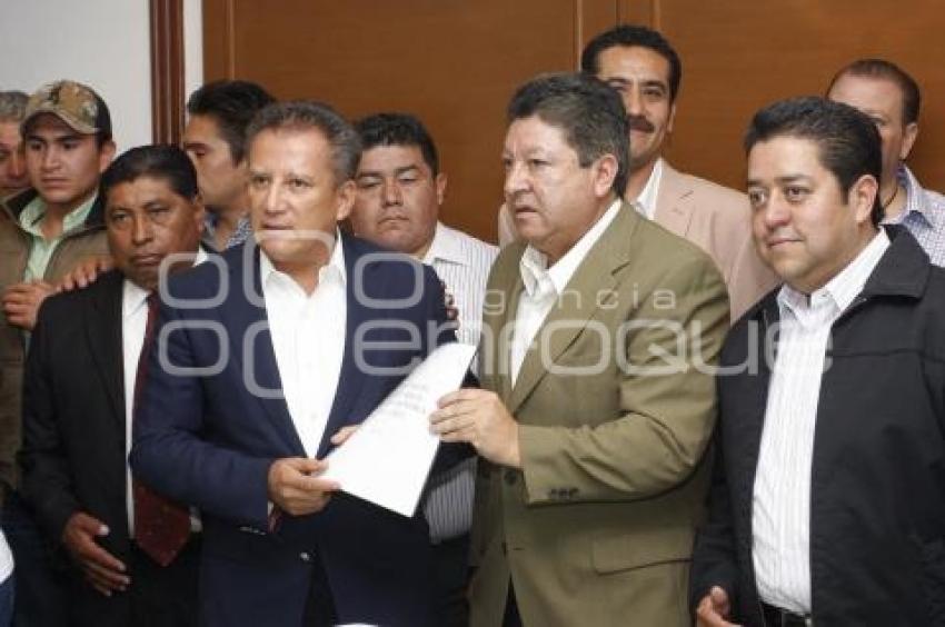 ENRIQUE AGÜERA CON EMPRESARIOS DEPORTIVOS