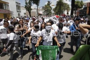 MANIFESTACIÓN DE JÓVENES CONTRA TONY GALI