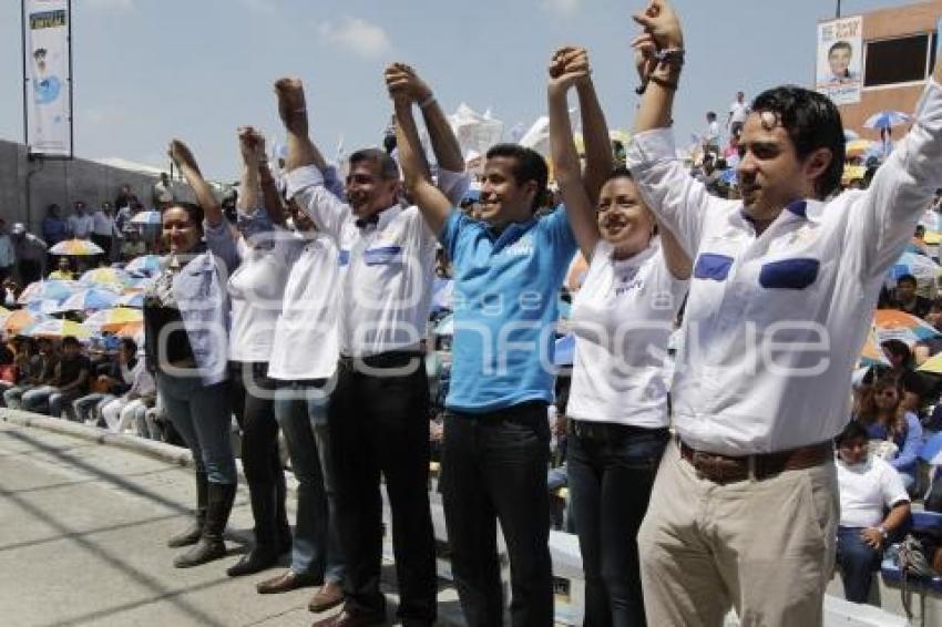 TONY GALI CON JÓVENES