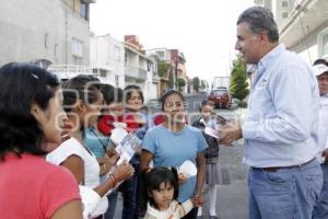 FRANCO RODRÍGUEZ RECORRE COLONIA ARBOLEDAS DE GUADALUPE