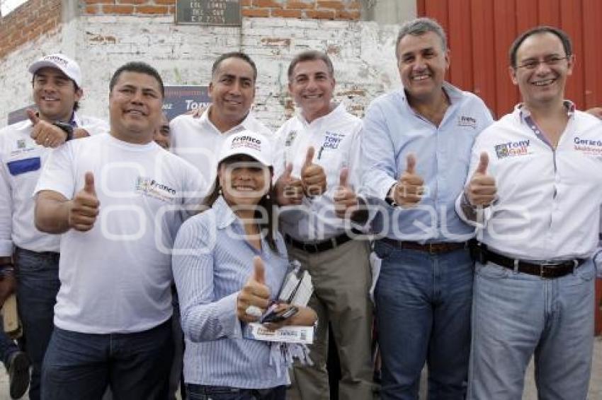 FRANCO RODRÍGUEZ Y TONY GALI RECORREN LOMAS DEL SUR