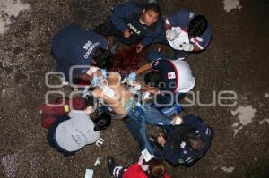 NOTA ROJA . HOMBRE CAE A RÍO