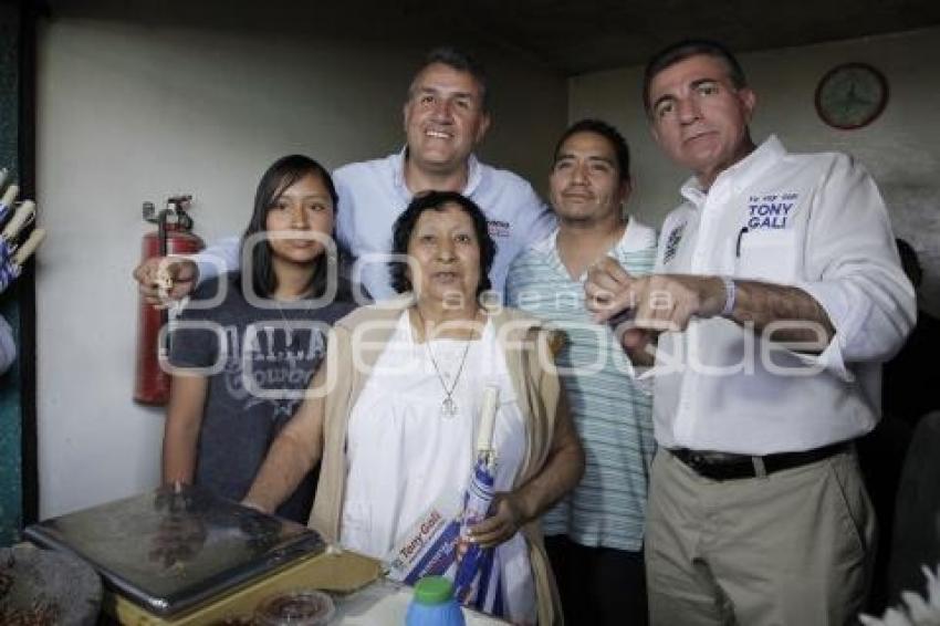 FRANCO RODRÍGUEZ Y TONY GALI RECORREN LOMAS DEL SUR