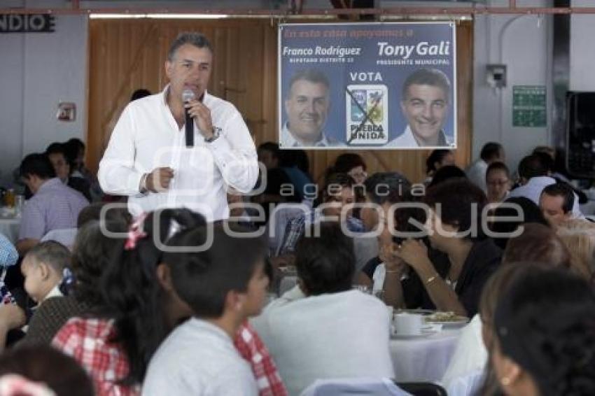FRANCO RODRÍGUEZ SE REÚNE CON MAESTROS DEL SNTE