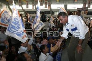 TONY GALI SE REÚNE CON SIMPATIZANTES DEL PAN