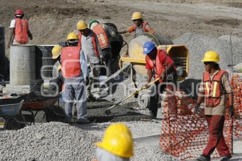 AVANCES COLOCACIÓN RUEDA DE OBSERVACIÓN