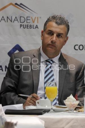 FRANCO RODRÍGUEZ SE REÚNE CON CCE