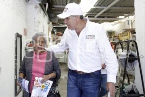 FRANCO RODRÍGUEZ RECORRE COLONIA VOLCANES