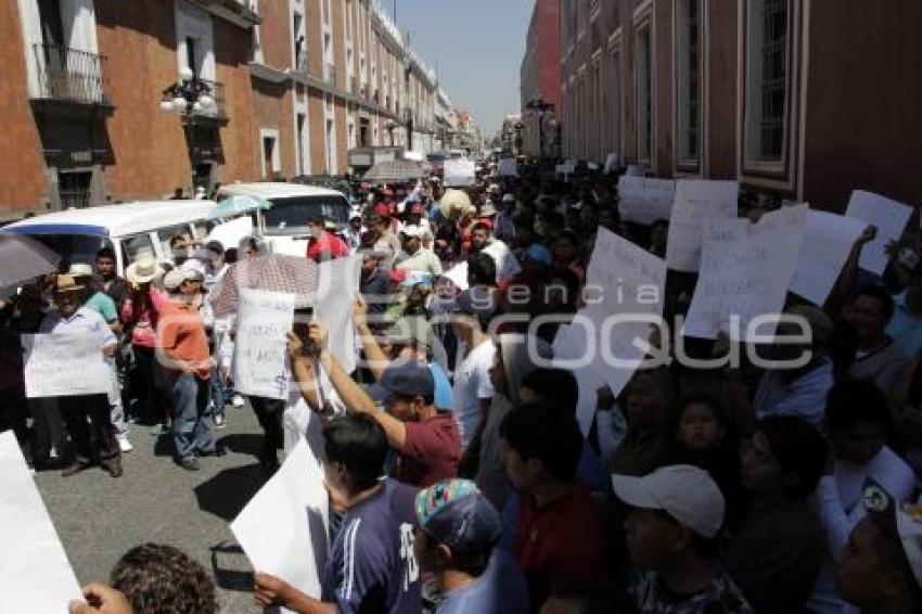 MANIFESTACIÓN CONTRA JUEZ CIVIL DE HUEJOTZINGO