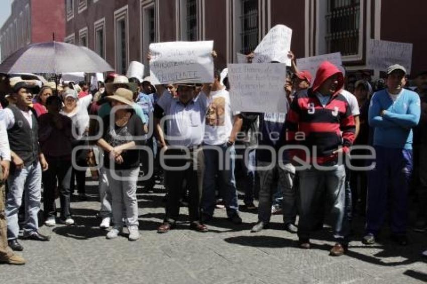 MANIFESTACIÓN CONTRA JUEZ CIVIL DE HUEJOTZINGO