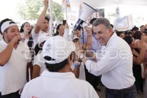 FRANCO RODRÍGUEZ ACOMPAÑA A TONY GALI EN PRESENTACIÓN DE PLATAFORMA