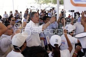 FRANCO RODRÍGUEZ ACOMPAÑA A TONY GALI EN PRESENTACIÓN DE PLATAFORMA