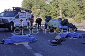 VOLCADURA CON TRES MUERTOS EN LA AMOZOC PEROTE