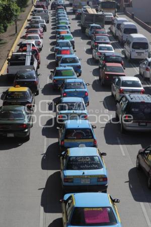 MANIFESTACIÓN CONTRA TAXIS PIRATAS