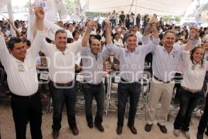 FRANCO RODRÍGUEZ ACOMPAÑA A TONY GALI EN PRESENTACIÓN DE PLATAFORMA