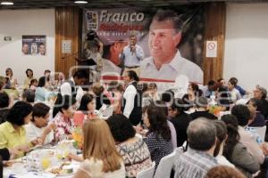 FRANCO RODRÍGUEZ EN REUNIÓN CON MUJERES
