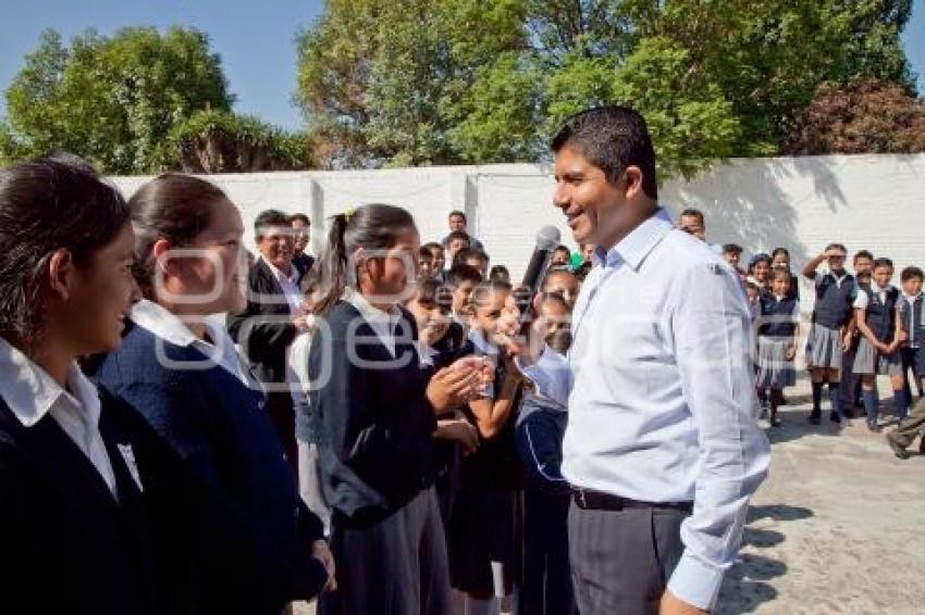 INAUGURACIÓN COMEDOR ESOLAR