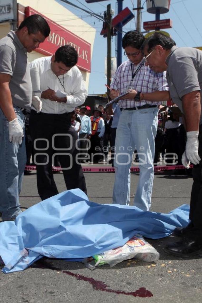 MUERE MUJER ATROPELLADA