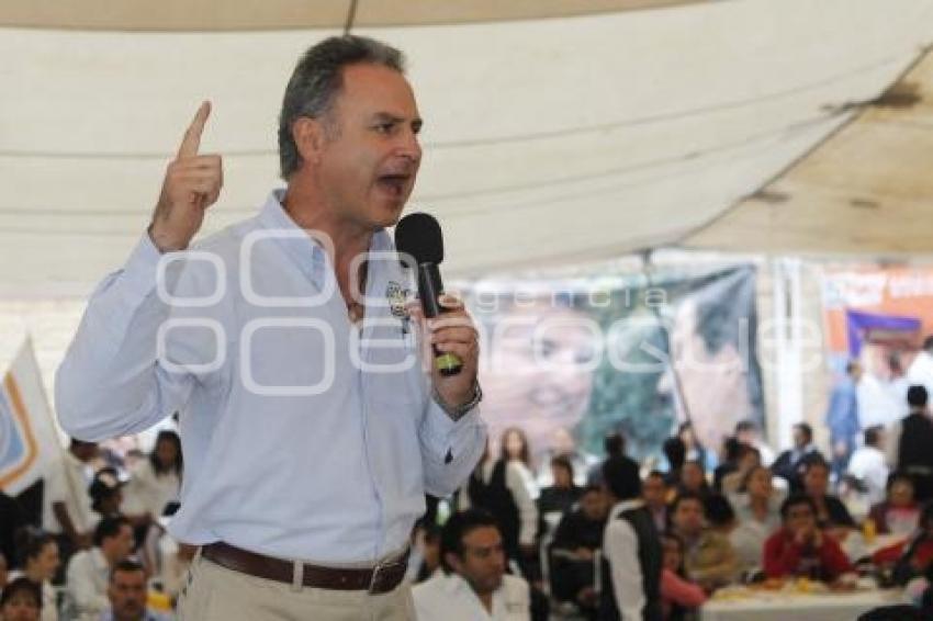 CANDIDATOS PUEBLA UNIDAD REUNIÓN CON MAESTROS