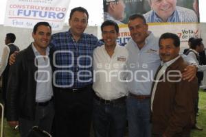 CANDIDATOS PUEBLA UNIDAD REUNIÓN CON MAESTROS