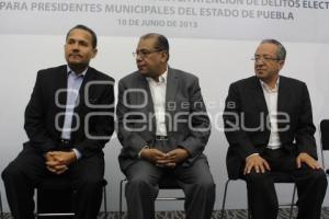 CURSO DE FEPADE A PRESIDENTES MUNICIPALES