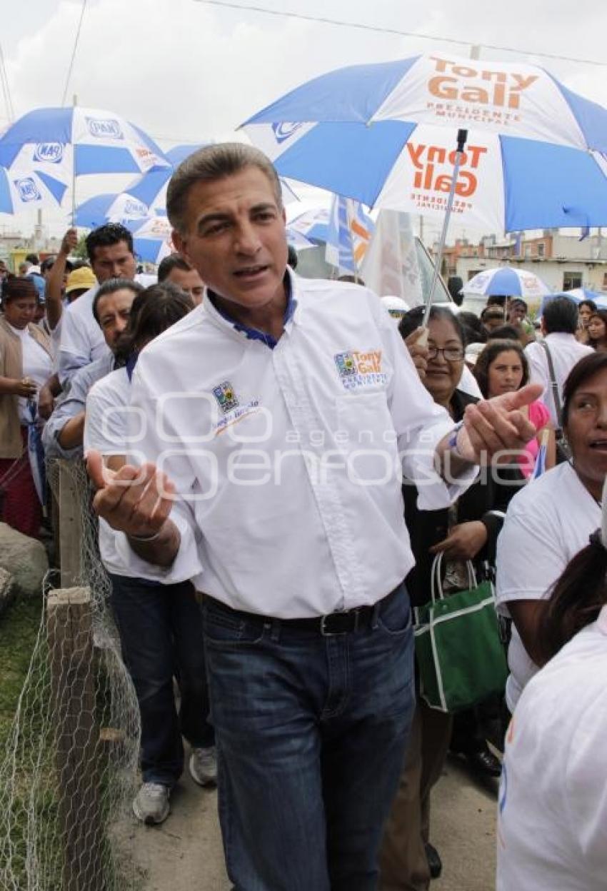 TONY GALI EN SAN APARICIO