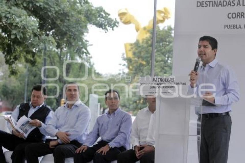 ENTREGA GOBERNADOR PATRULLAS DESTINADAS A PROTECCIÓN CIUDADANA