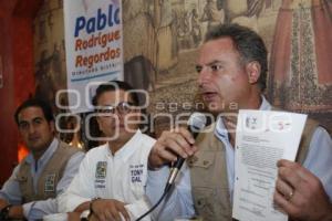 PABLO RODRÍGUEZ REGORDOSA Y GERARDO ISLAS