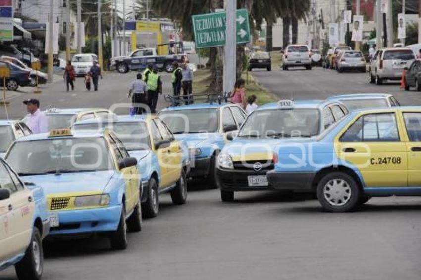 MANIFESTACIÓN TAXISTAS TEHUITZINGO